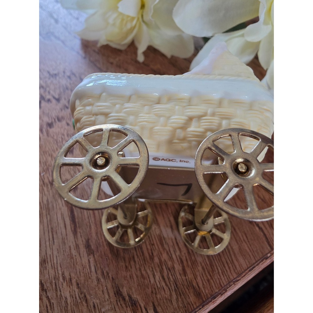 Vtg 1998 Carlton Cards Heirloom Baby's First Christmas Porcelain Carriage - Picture 3 of 5